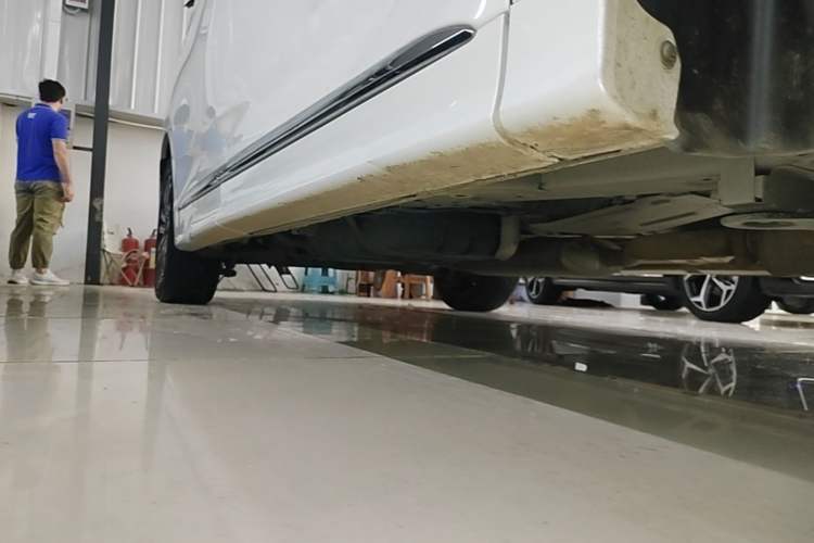 Used GAC Trumpchi M8 2021 Lingxiu Series 390T Ultimate Edition Right Side Sill