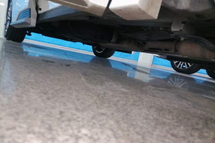 Used GAC Trumpchi M8 2021 Master Series 390T Ultimate Edition Right Side Sill