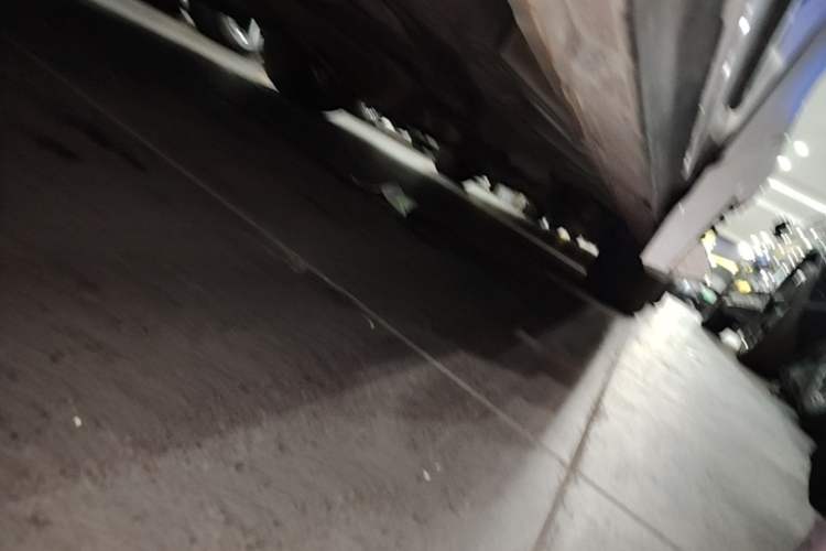 Used GAC Trumpchi M8 2021 Master Series 390T Ultimate Edition Right Side Sill