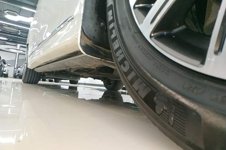 Used GAC Trumpchi M8 2021 Lingxiu Series 390T Deluxe Edition Right Side Sill