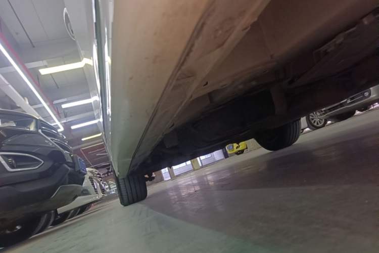 Used GAC Trumpchi M8 2021 Lingxiu Series 390T Ultimate Edition Right Side Sill