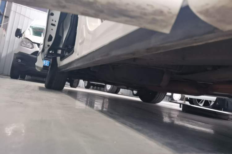 Used GAC Trumpchi M8 2021 Lingxiu Series 390T Deluxe Edition Right Side Sill