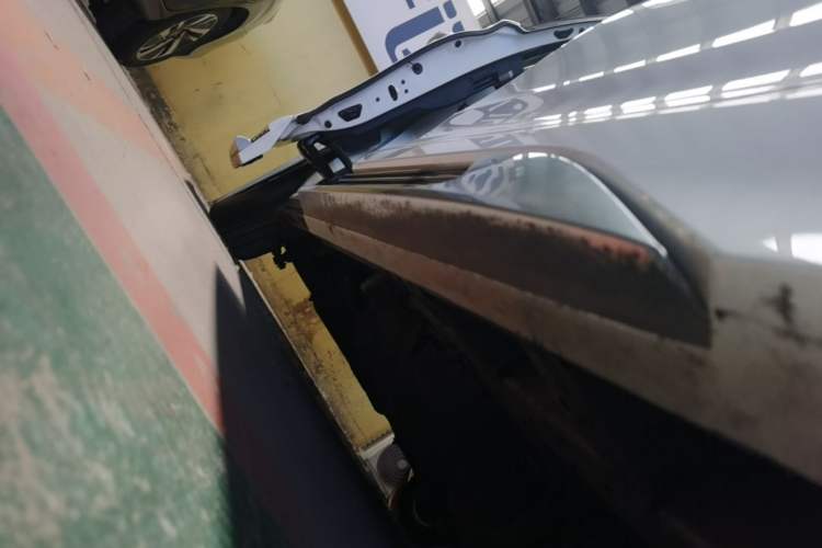 Used GAC Trumpchi M8 2021 Master Series 390T Ultimate Edition Right Side Sill