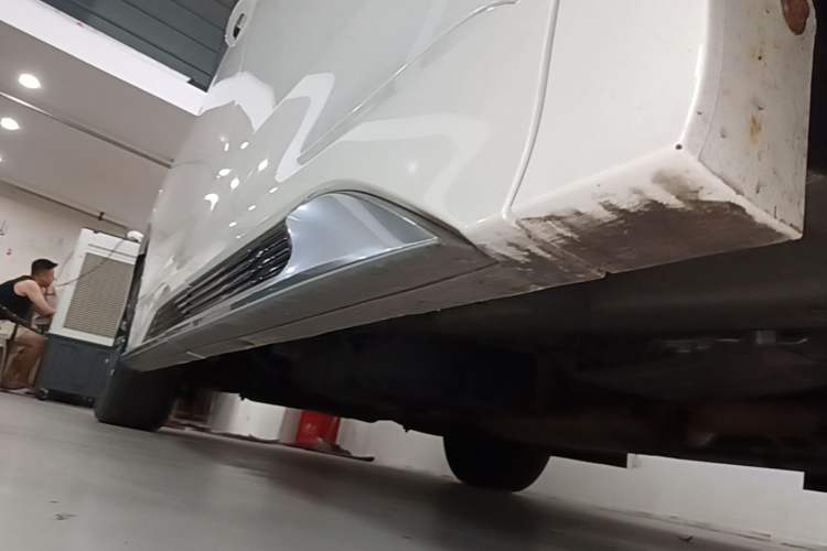 Used GAC Trumpchi M8 2021 Master Series 390T Prestige Edition Right Side Sill