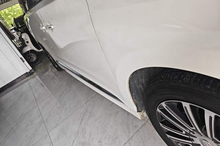 Used GAC Trumpchi M8 2021 Lingxiu Series 390T Ultimate Edition Right Side Sill