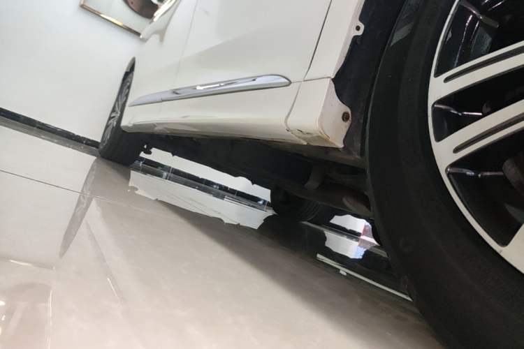 Used GAC Trumpchi M8 2021 Lingxiu Series 390T Deluxe Edition Right Side Sill