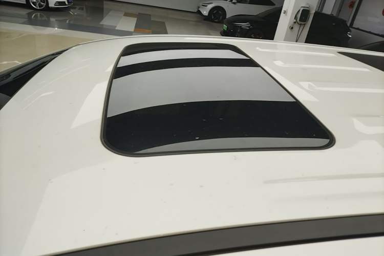 Used GAC Trumpchi M8 2021 Master Series 390T Ultimate Edition Roof