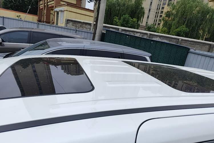 Used GAC Trumpchi M8 2021 Lingxiu Series 390T Deluxe Edition Roof