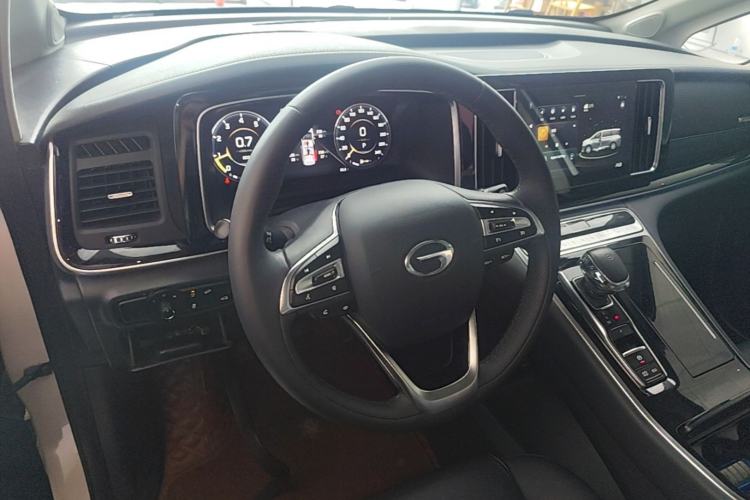 Used GAC Trumpchi M8 2021 Lingxiu Series 390T Ultimate Edition Steering Wheel