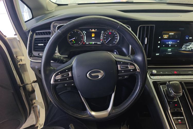 Used GAC Trumpchi M8 2021 Lingxiu Series 390T Deluxe Edition Steering Wheel