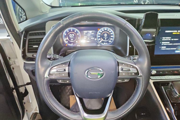 Used GAC Trumpchi M8 2021 Master Series 390T Prestige Edition Steering Wheel