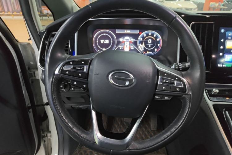 Used GAC Trumpchi M8 2021 Master Series 390T Ultimate Edition Steering Wheel