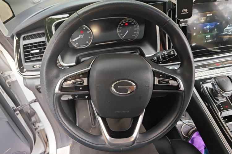 Used GAC Trumpchi M8 2021 Revised Version Lingxiu Series 390T Luxury Edition Steering Wheel