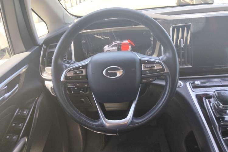 Used GAC Trumpchi M8 2021 Lingxiu Series 390T Deluxe Edition Steering Wheel