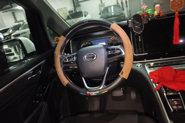 Used GAC Trumpchi M8 2021 Revised Version Lingxiu Series 390T Luxury Edition Steering Wheel