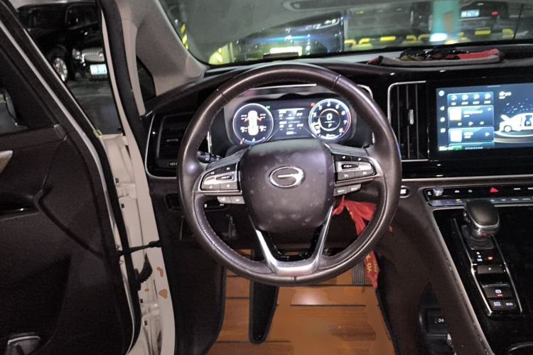 Used GAC Trumpchi M8 2021 Master Series 390T Prestige Edition Steering Wheel