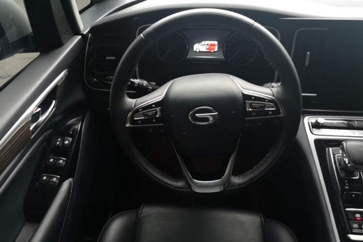Used GAC Trumpchi M8 2021 Lingxiu Series 390T Deluxe Edition Steering Wheel