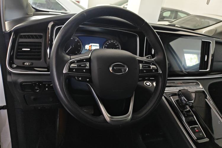 Used GAC Trumpchi M8 2021 Lingxiu Series 390T Deluxe Edition Steering Wheel