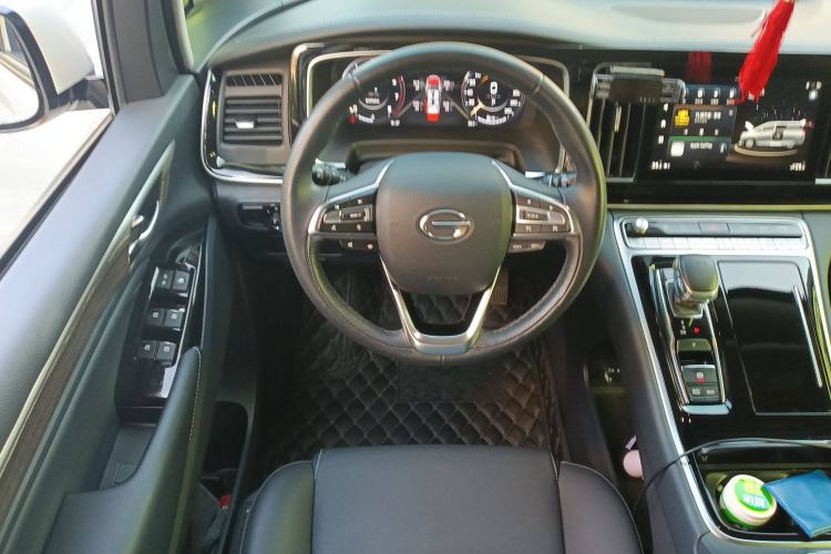Used GAC Trumpchi M8 2021 Master Series 390T Ultimate Edition Steering Wheel