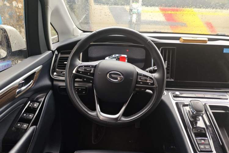 Used GAC Trumpchi M8 2021 Lingxiu Series 390T Deluxe Edition Steering Wheel