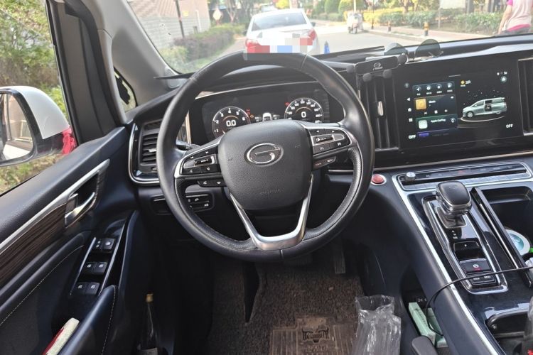 Used GAC Trumpchi M8 2021 Lingxiu Series 390T Deluxe Edition Steering Wheel