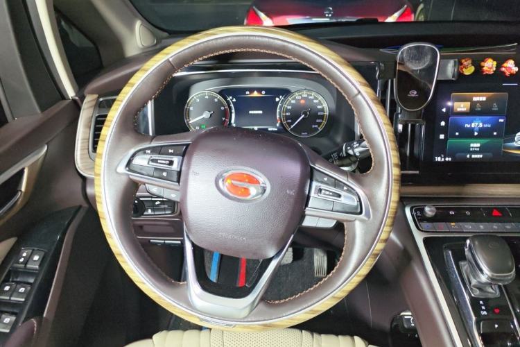 Used GAC Trumpchi M8 2021 Revised Version Lingxiu Series 390T Luxury Edition Steering Wheel