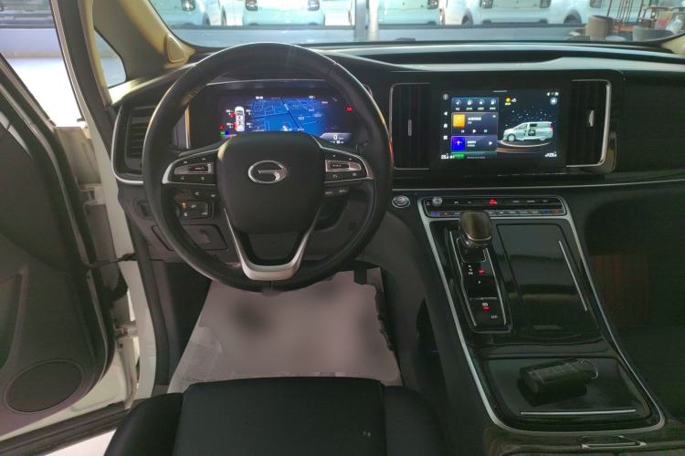 Used GAC Trumpchi M8 2021 Lingxiu Series 390T Deluxe Edition Steering Wheel