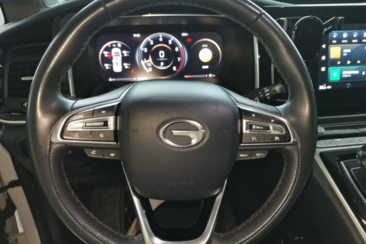 Used GAC Trumpchi M8 2021 Master Series 390T Prestige Edition Steering Wheel
