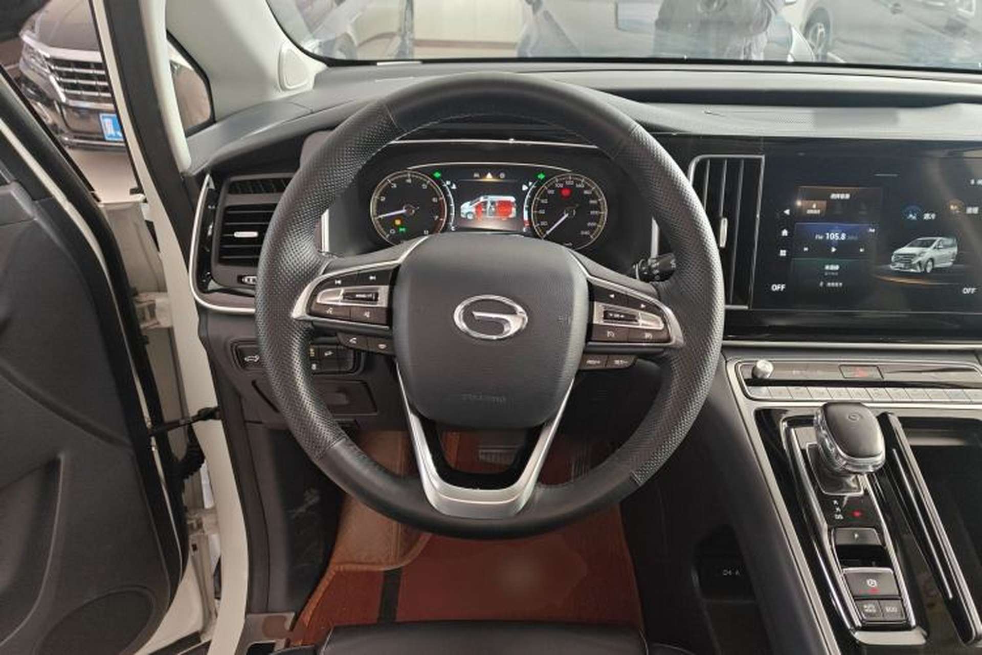 Used GAC Trumpchi M8 2021 Lingxiu Series 390T Deluxe Edition Steering Wheel