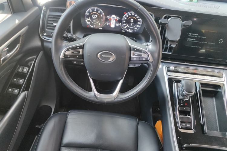 Used GAC Trumpchi M8 2021 Lingxiu Series 390T Ultimate Edition Steering Wheel