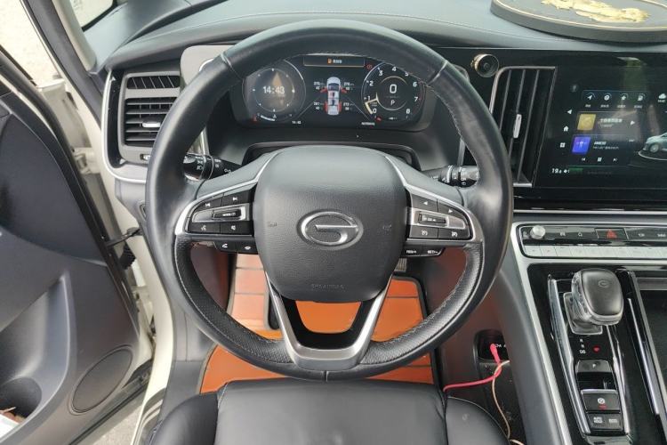 Used GAC Trumpchi M8 2021 Master Series 390T Ultimate Edition Steering Wheel