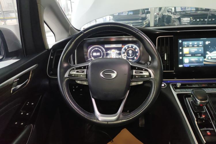 Used GAC Trumpchi M8 2021 Lingxiu Series 390T Deluxe Edition Steering Wheel