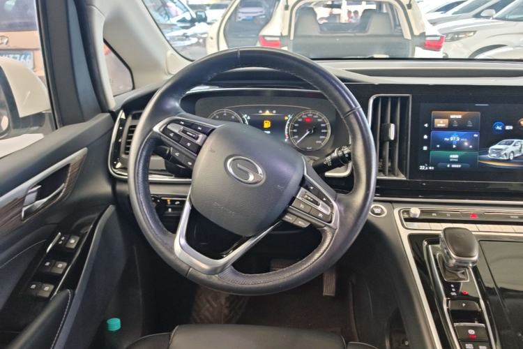 Used GAC Trumpchi M8 2021 Lingxiu Series 390T Deluxe Edition Steering Wheel