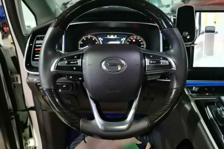 Used GAC Trumpchi M8 2021 Revised Version Lingxiu Series 390T Luxury Edition Steering Wheel