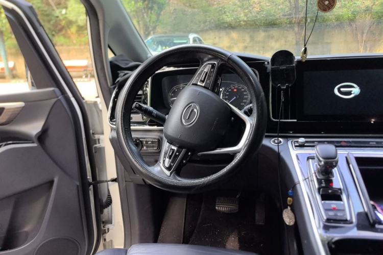 Used GAC Trumpchi M8 2021 Lingxiu Series 390T Deluxe Edition Steering Wheel