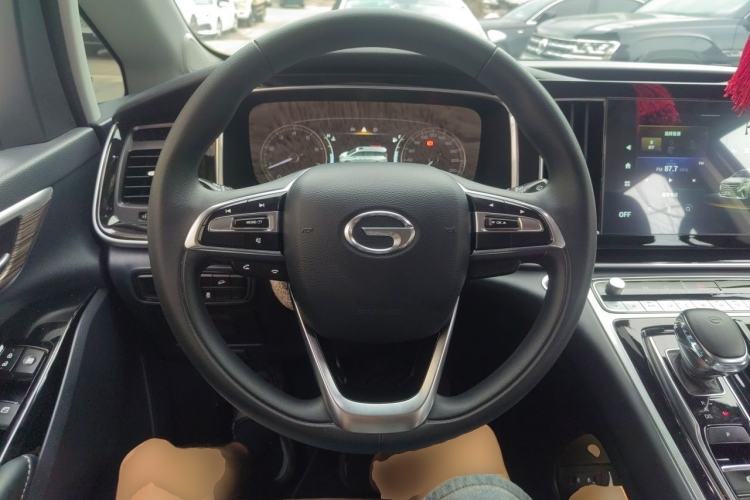 Used GAC Trumpchi M8 2021 Revised Version Lingxiu Series 390T Luxury Edition Steering Wheel