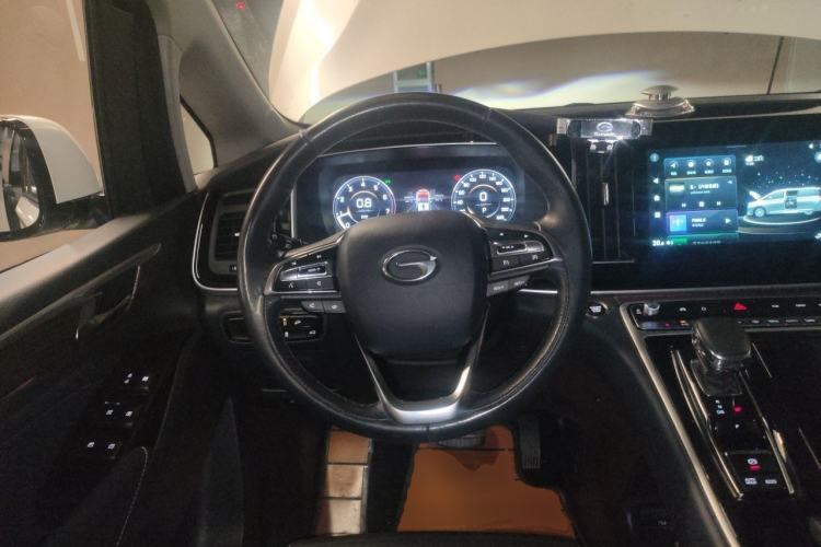 Used GAC Trumpchi M8 2021 Lingxiu Series 390T Ultimate Edition Steering Wheel