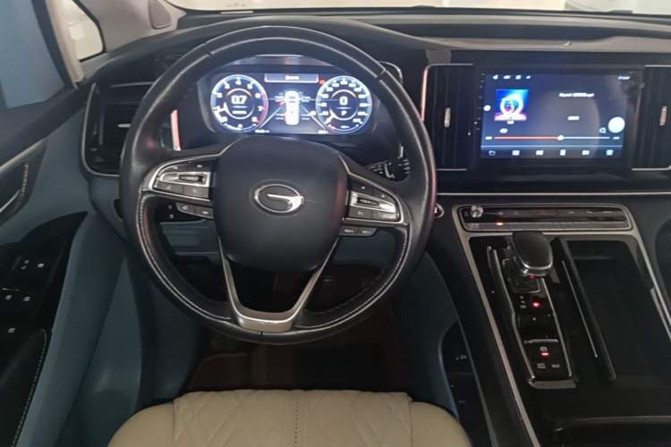 Used GAC Trumpchi M8 2021 Master Series 390T Prestige Edition Steering Wheel