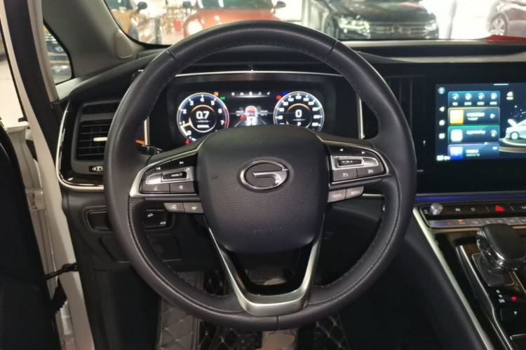 Used GAC Trumpchi M8 2021 Lingxiu Series 390T Ultimate Edition Steering Wheel