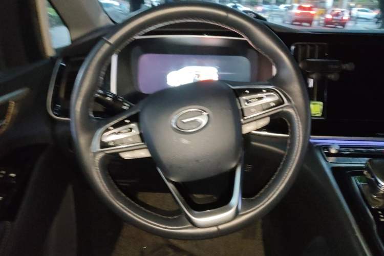 Used GAC Trumpchi M8 2021 Master Series 390T Ultimate Edition Steering Wheel