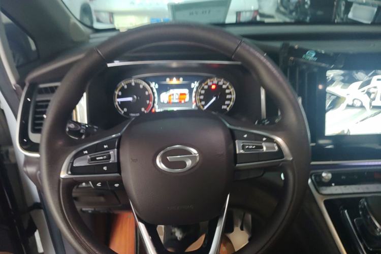 Used GAC Trumpchi M8 2021 Revised Version Lingxiu Series 390T Luxury Edition Steering Wheel