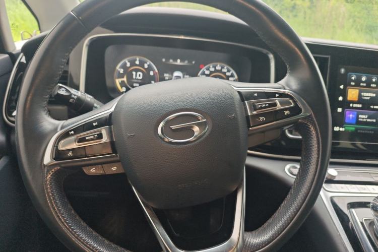 Used GAC Trumpchi M8 2021 Lingxiu Series 390T Deluxe Edition Steering Wheel