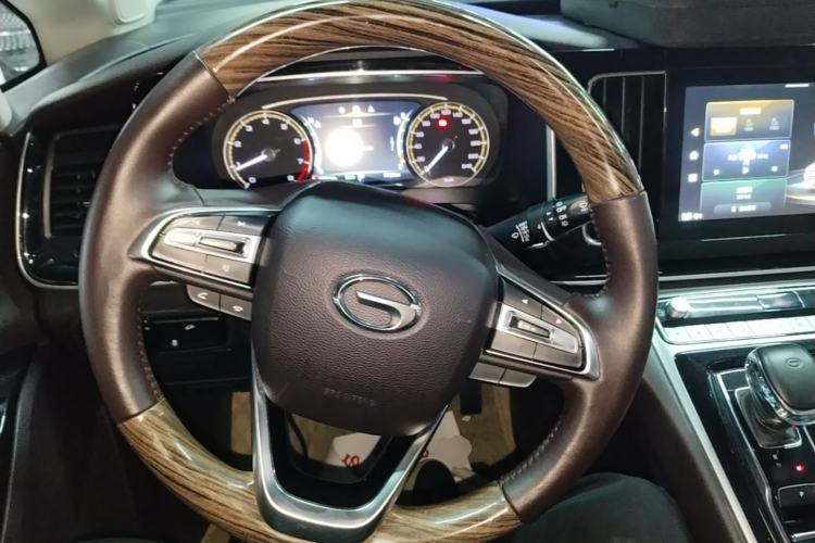 Used GAC Trumpchi M8 2021 Revised Version Lingxiu Series 390T Luxury Edition Steering Wheel
