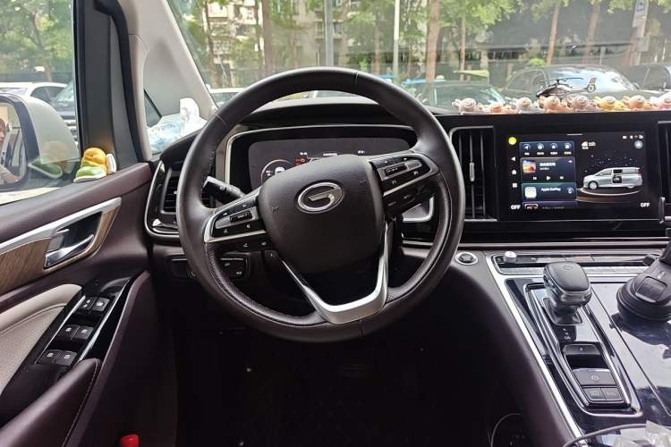 Used GAC Trumpchi M8 2021 Master Series 390T Prestige Edition Steering Wheel