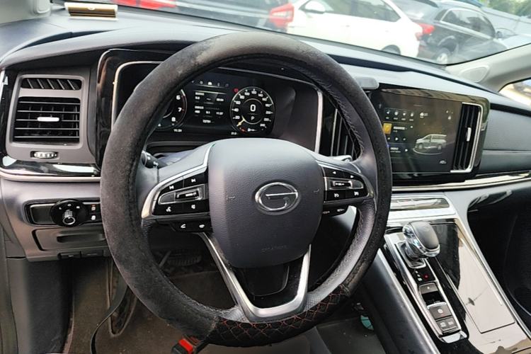 Used GAC Trumpchi M8 2021 Lingxiu Series 390T Deluxe Edition Steering Wheel
