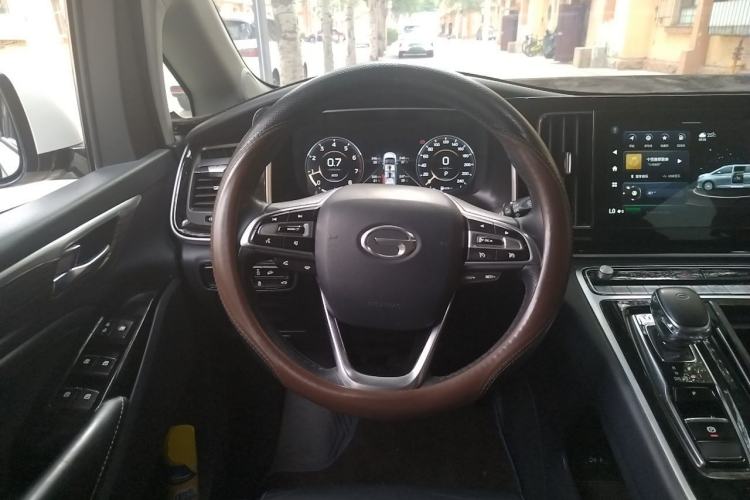 Used GAC Trumpchi M8 2021 Lingxiu Series 390T Deluxe Edition Steering Wheel