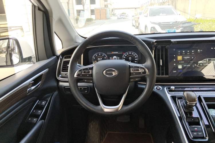 Used GAC Trumpchi M8 2021 Master Series 390T Ultimate Edition Steering Wheel
