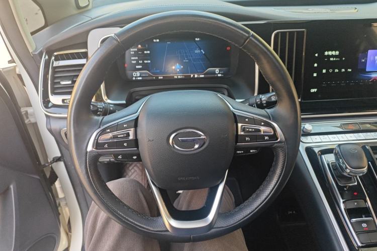 Used GAC Trumpchi M8 2021 Lingxiu Series 390T Ultimate Edition Steering Wheel