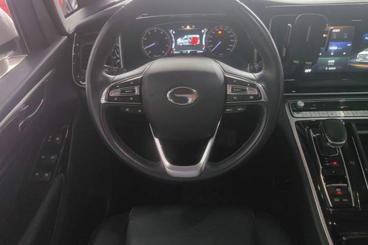 Used GAC Trumpchi M8 2021 Lingxiu Series 390T Deluxe Edition Steering Wheel
