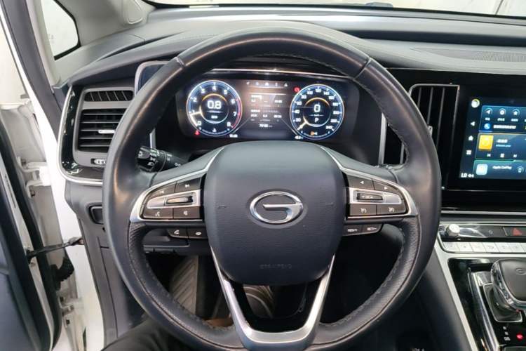 Used GAC Trumpchi M8 2021 Lingxiu Series 390T Ultimate Edition Steering Wheel